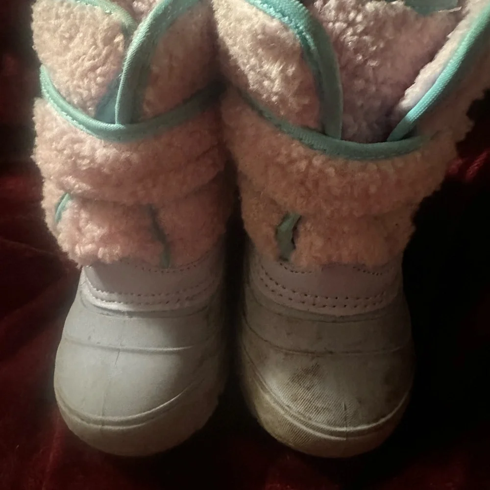 Ozark nation Pink Faux-Fur & Light Blue‎ Trim Kids Snow Boot